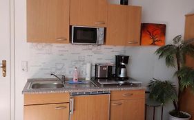 Apartment Blütenstadt Werder im Souterraine